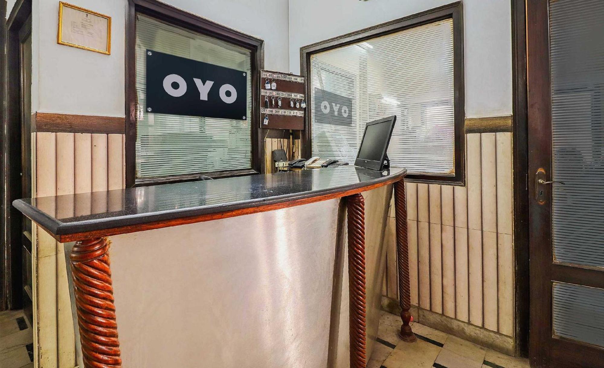 OYO 38775 Hotel Prem Chunaria Moradabad Bagian luar foto