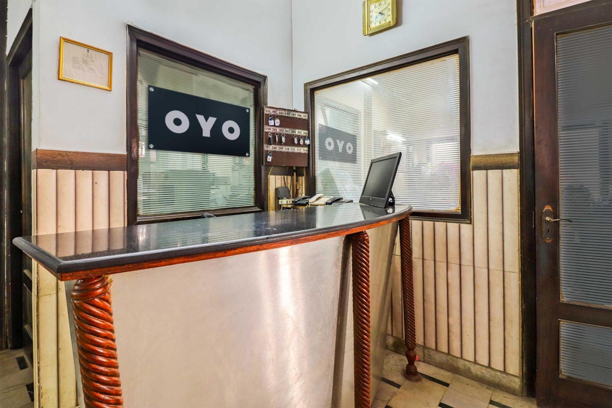 OYO 38775 Hotel Prem Chunaria Moradabad Bagian luar foto